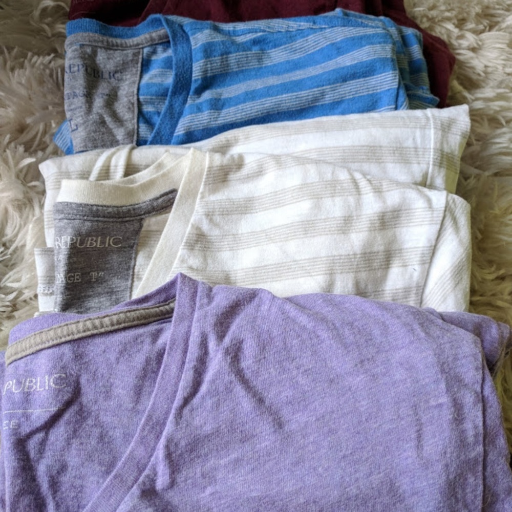 Lot of 4 Men's Banana Republic T-Shirts